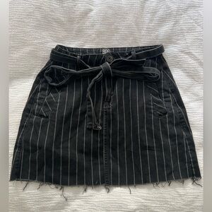 Urban Outfitters BGD Black Raw Cut Pin Stripe Skirt (Size Small)